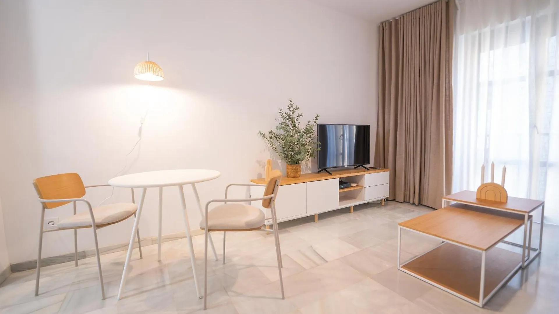 Reyes Catolicos II Suite Apartment 塞维利亚